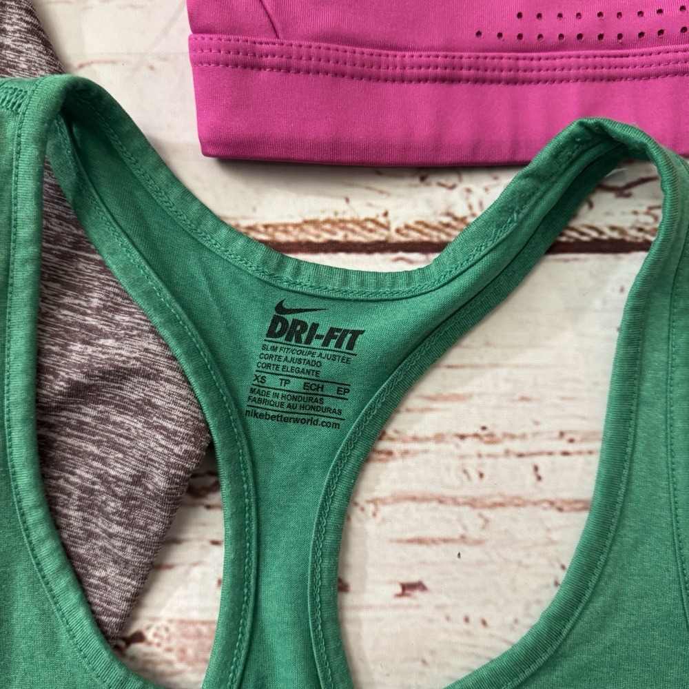 Nike Running Women's Hooded Top Sports Bra Tank‎ Dri-Fit Lot of 4 XS Activewear - Picture 4 of 12